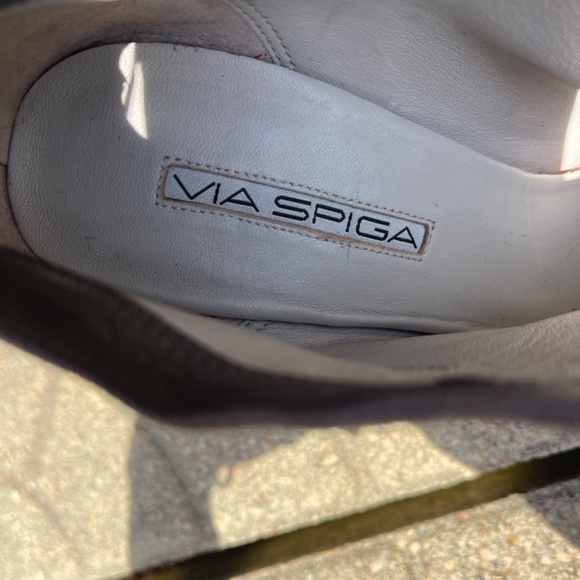 Via Spiga Suede Leather Platform Closed Toe Slip On Heels - Picture 9 of 12